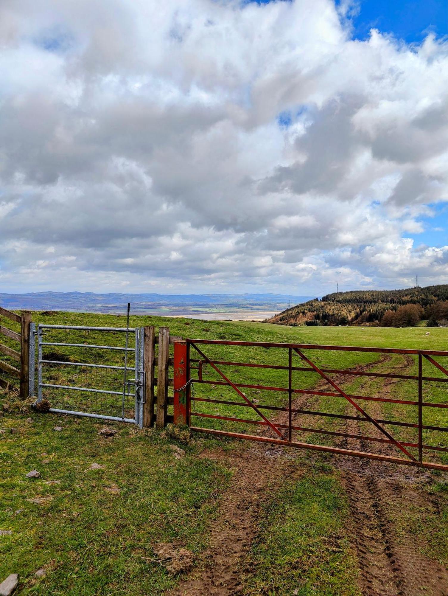 Pitcaithly Cottage Abernethy Экстерьер фото